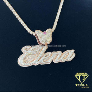 Pendentif plaque nominative junior en diamant de laboratoire de luxe, design lettre entièrement pavée de pierres, bijoux de mode élégants pour femmes et hommes, vente en gros - Product Image 4