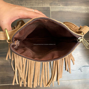 Nouvel arrivage de mini sacs à main en cuir Tan Boho Western pour femmes Style hippie tressé daim fourrure frange gland sac à bandoulière en nylon - Product Image 6