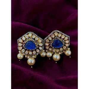 Sangeetha Jewellers - Juego de Joyería Fina de Plata 92.5 con Colgante de Moissanita y Aretes - Product Image 1