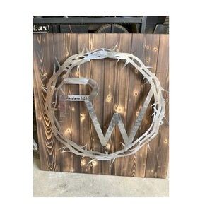 Accessoires de fabrication de breloques personnalisées avec logo de mode, plaque métallique gravée en relief - Product Image 5