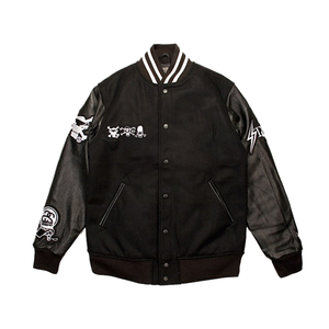 แจ็คเก็ตบอมเบอร์แบบวาร์ซิตี้สีดำสั่งทำพิเศษ แจ็คเก็ตเบสบอลแบบ Letterman กระดุมแป๊ก คอและปลายแขนเสื้อถักแบบริบ แขนเสื้อหนังเทียม ปักลาย - Product Image 2