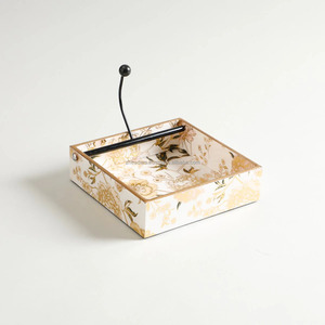 Porte-ustensiles de décoration de table à manger en bois MDF imprimé émaillé avec logo personnalisé Rangement des outils de cuisine Boîtes à mouchoirs Porte-couverts en vente en gros - Product Image 3