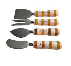 Ensemble de couteaux à fromage plaqués argent de haute qualité avec poignée en résine créative ustensiles en acier inoxydable avec design pointillé pour une utilisation en cuisine - Product Image 4