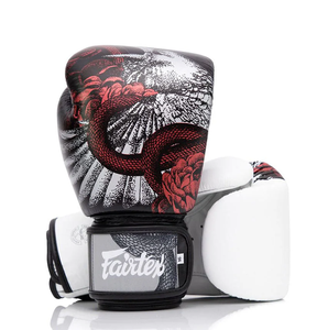Gants de Muay Thai Fairtex de haute qualité, logo et design personnalisés imprimés, gants de boxe Fairtex pour l'entraînement et le sparring MMA. - Product Image 5