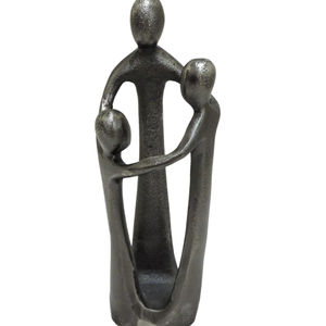 Escultura Contemporánea Abstracta de una Familia de Tres Personas en Aluminio - Figura Metálica Minimalista para Decoración del Hogar - Product Image 1