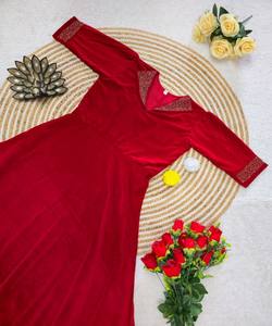 Kurti Femme en Coton Multicolore, Style Riche et Élégant, en Velours, Broderie Main, Pièce Unique, Pour Usage Quotidien, Dernier Design de Créateur, Prix de Gros - Product Image 4