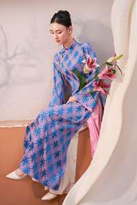 ชุดเดรสทรงเอ อาได แบบเวียดนาม ผ้าไหมสีชมพู 4 ชิ้น แบบกลับด้านได้ รุ่น KAD06 ขายส่ง - Product Image 4