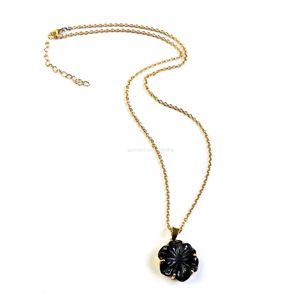 Pendentif en onyx noir naturel sculpté en forme de fleur, collier en pierre précieuse pour femme, cadeau d'anniversaire, bijoux de mode, vente en gros - Product Image 5