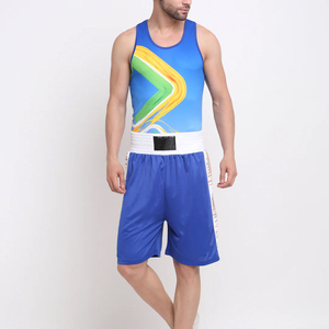 Ensemble de boxe pour homme, débardeur et short bleus en sublimation, polyester respirant, vêtements de sport personnalisés, uniforme de boxe - Product Image 1