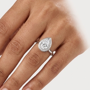 Anillo de Platino con Diamante Cultivado en Laboratorio de Corte Pera de 2.00ct, Diseño Elegante con Tiras Cruzadas, Anillo de Aniversario, Precio de Fábrica DIFF - Product Image 5