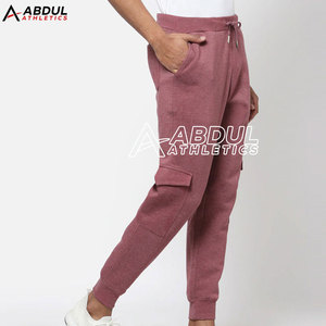 Pantalones jogger modernos para hombre diseñados para un estilo urbano, entrenamiento en el gimnasio y un estilo de vida activo diario con un ajuste cómodo. - Product Image 3