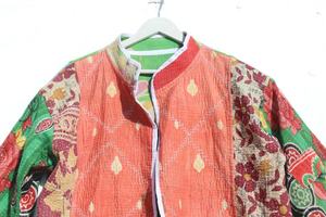 Vintage Kantha Jacket Mujer Patchwork chaqueta Uno de los tipos de chaqueta para las mujeres - Product Image 3