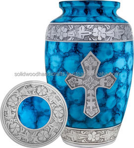 Urnes funéraires en laiton décoratives de haute qualité, faites à la main, pour hommes et femmes. - Product Image 4