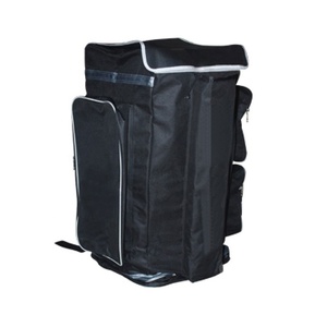 Bolsa deportiva personalizada impermeable para exteriores, kit de bolsa de 50-70L de capacidad, multifuncional, marca PROAXIVE BROTHERS, etiquetas con logotipo personalizado - Product Image 4