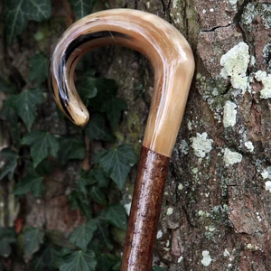 Manche de bâton sculpté en corne de buffle naturelle, taille personnalisée, design moderne, écologique, couleur naturelle, qualité supérieure, objet d'art de collection - Product Image 1