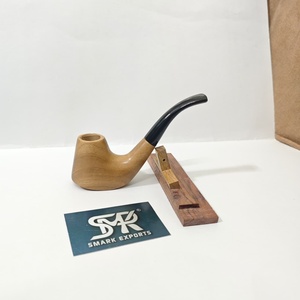 Pipa de Fumar de Madera Hecha a Mano Tradicional con Extensión de Cuerno Negro, Artesanía Premium, Pieza de Colección - Product Image 3