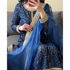 Ensemble de vêtements de fête pour femmes avec fil et séquence pour un look élégant - Product Image 3