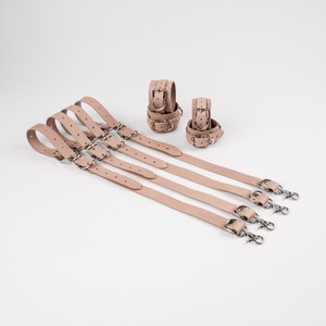 En gros, Sangles de lit en cuir véritable pour adultes, personnalisées, de haute qualité, pour bondage, avec menottes et accessoires RTTS-0121 - Product Image 1