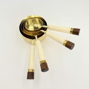 Tasses et cuillères à mesurer en métal écologiques de qualité supérieure avec poignée en résine blanche, outils de pâtisserie au prix le plus bas en Inde - Product Image 2