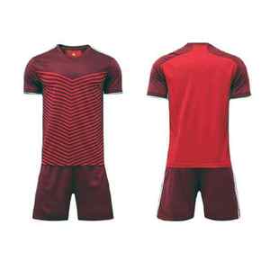 Fabricant d'uniformes de football personnalisés pour clubs, kits de football à séchage rapide - Product Image 4