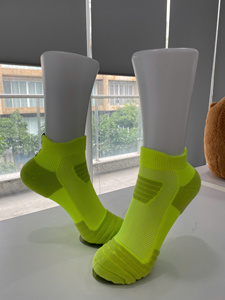 <b>Hot</b> Selling 100% Polyester Winter Knitted Crew Letter Pattern Anti-Slip Workout Ankle Standard <b>Socks</b> Custom Anti-Bacterial - Product Image 4