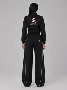 Conjunto Deportivo Cómodo para Mujer con Material Transpirable, Ideal para Entrenamiento, Trotar, Viajar y Moda Casual - Product Image 2