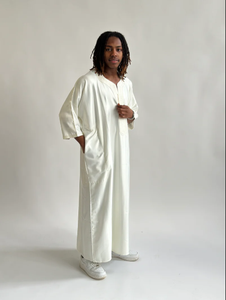 Abaya Infantil de Talla Grande para Niños, Estilo Árabe Saudí, en Satén de Poliéster, Ropa Islámica de Manga Larga, Tradicional Musulmana, para Verano y Otoño - Product Image 3