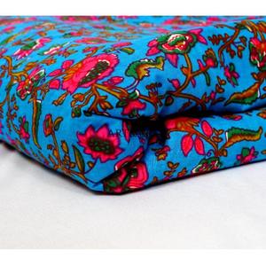 Tissu en coton 100% imprimé à la main avec motifs floraux indiens, vendu au mètre, vêtements pour femmes, tissu imprimé Jaipuri, tissu de luxe pour l'été - Product Image 2