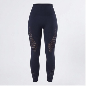 Leggings de yoga taille haute pleine longueur avec design ajouré en maille, respirants, en Spandex et Polyester, sans couture, pour femme - Product Image 1