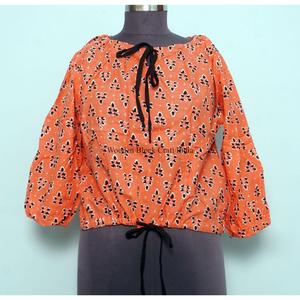 Chemise d'été vintage style indien 100% coton, imprimé floral numérique, col rond, manches bouffantes, crop top écologique et respirant pour femme - Product Image 1