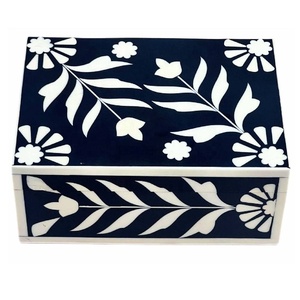 Boîte à bijoux moderne en os incrusté de fleurs, faite à la main, organisateur de bijoux, boîte à souvenirs décorative pour la maison et la coiffeuse – Vente chaude - Product Image 1