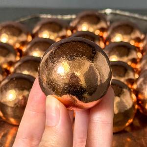 Créations anciennes faites à la main, sphère en cuivre pur personnalisée, boule décorative en cuivre martelé, cadeau promotionnel - Product Image 6