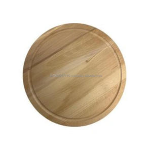 Tabla de cortar de madera decorativa para recibir invitados al aire libre con una elegante presentación rústica de comida - Product Image 6