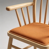 Ensemble de table et chaises de salle à manger en bois durable et écologique XY Restaurant, pour usage commercial.