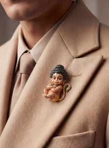 Ensemble de pince à cravate pour homme en or 9 carats avec incrustation de diamants Baby Hanuman, idéal pour un cadeau de Noël ou d'anniversaire - Product Image 2