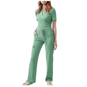 Ensemble d'uniformes d'infirmière OEM pour femmes : Haut de travail moderne à col en V et pantalon cargo ajusté avec cordon de serrage, style yoga - Product Image 3