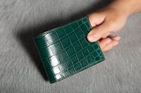 Grosir kerajinan tangan kulit buaya asli dompet lipat dua ukuran mewah 9x11.5cm dompet grosir kulit asli dompet pria