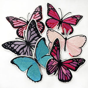 Patch brodé montagne avec badge auto-agrippant, conception de logo personnalisée pour activités de plein air, pour vestes, sacs à dos, chapeaux, OEM ODM à coudre - Product Image 5