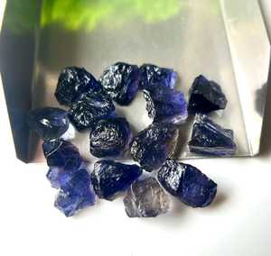 Cristales de Iolita Azul Natural, Piedra Preciosa en Bruto, Piedra Curativa Azul Violeta para la Fabricación de Joyas, Suministro al por Mayor - Product Image 2