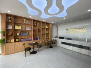 สเวตเชิ้ตแบบสวมหัวมีฮู้ด2โทนสีเขียวอ่อนกรดไหลลงไหล่มีโครงคอแบบผูกคอสำหรับผู้ชายฤดูใบไม้ร่วงตามสั่ง - Product Image 5