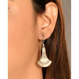 Pendientes de Plata con Diseño de Gota de Moda Meera Jaipur Paankhi - Product Image 2