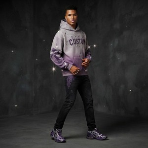 Sudadera con Capucha Extra Grande Unisex con Cruz Gótica de Pedrería, 100% Algodón Ecológico, Ropa Urbana de Invierno - Product Image 4