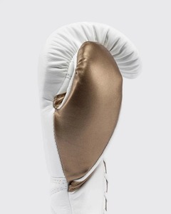 Gants de boxe MMA personnalisés blancs/dorés en cuir pour entraînement en salle avec logo personnalisé unisexe haute qualité MOQ 1 - Product Image 5