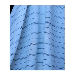 Rouleau de tissu en coton Khadi tissé à la main de qualité supérieure, tissu écologique pour vêtements et habillement, fabriqué par le producteur à bas prix - Product Image 1