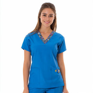 Hauts de travail pour femmes, uniformes de toilettage pour animaux, vêtements de travail imprimés, motifs animaux de dessin animé - Product Image 3