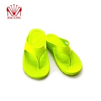Sandales et tongs de sport d'extérieur confortables pour hommes en EVA, à motif uni, à enfiler, couleur et taille personnalisables