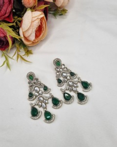 Pendientes elegantes al por mayor con circonita cúbica en forma de lágrima, pendientes de diseñador, joyería étnica india, pendientes para fiestas para mujeres - Product Image 3