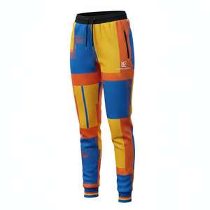 Ensemble Athlétique Femme Hiver Personnalisé LUXE ENTERPRISES – Veste et Joggers en Nylon et Spandex avec Fermeture Éclair à la Cheville – Écologique et Respirant - Product Image 4