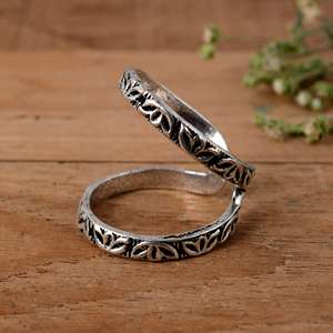 Bague orthopédique en argent sterling 925 faite à la main, motif feuille inspiré de la nature, pour l'arthrite - Product Image 3
