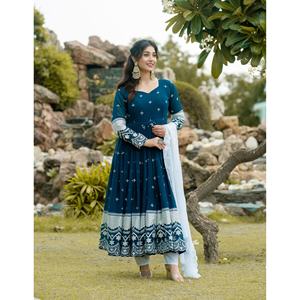 ZENNY'S Premium Quality Conjunto Traje de Mujer DE LA Calidad DE LA Mujer DE LA Primera Calidad DE LA Primavera, De La Edición del Año 2000 - Product Image 5